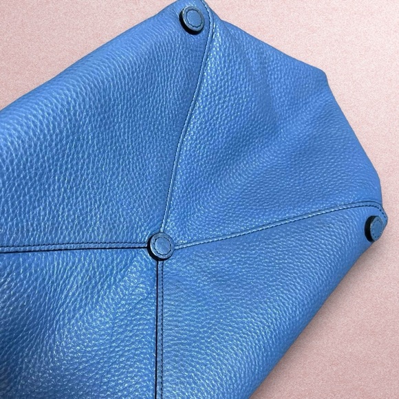 Prada Vitello Daino Leather Shopper Tote - Picture 8 of 8